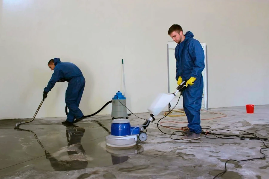 Cuadrilla de limpieza post-obra